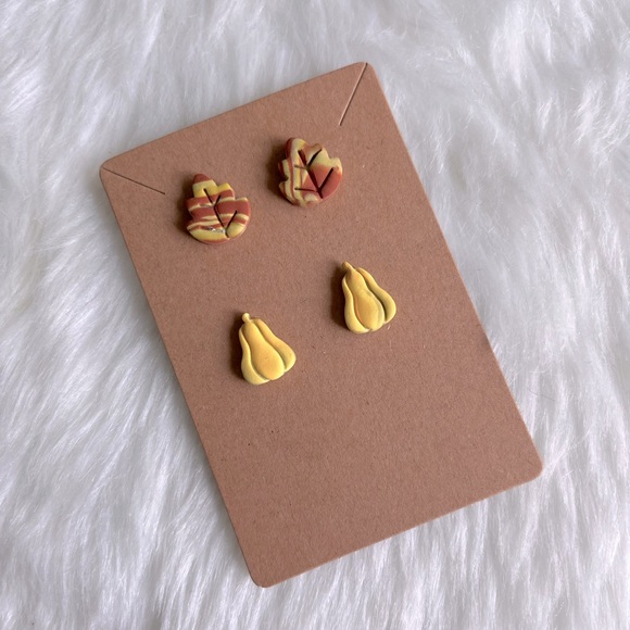 Fall Oak Leaf and Gourd Stud Earrings Polymer Clay - Picture 1 of 3